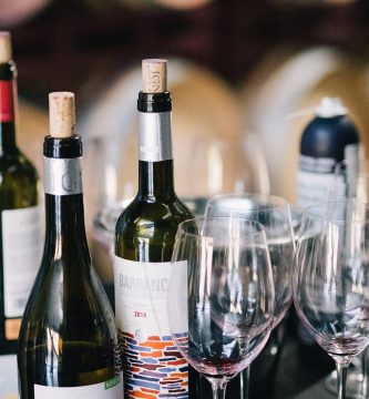 Vegan wine glasses02